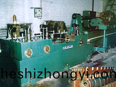 柴(chai)油(you)机缸体(ti)凸轮(lun)轴(zhou)孔(kong)精铰组合(he)机床(chuang)